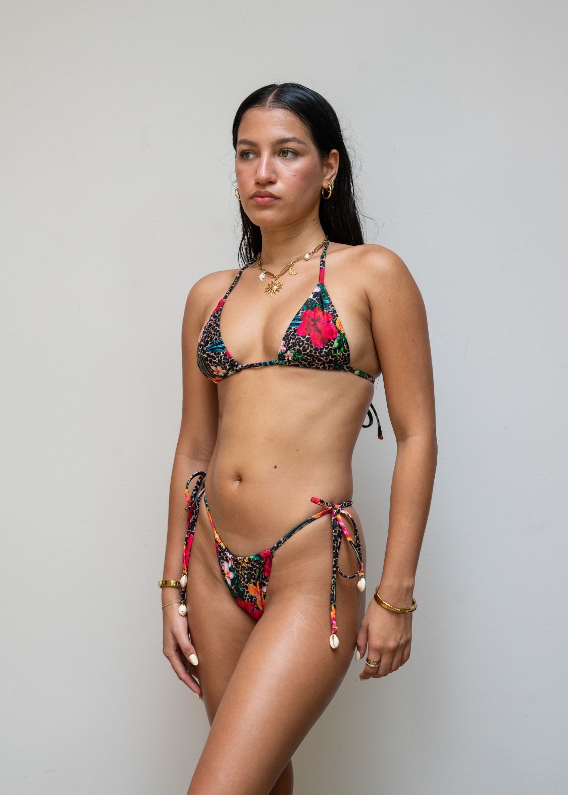 Larissa bas Exotica